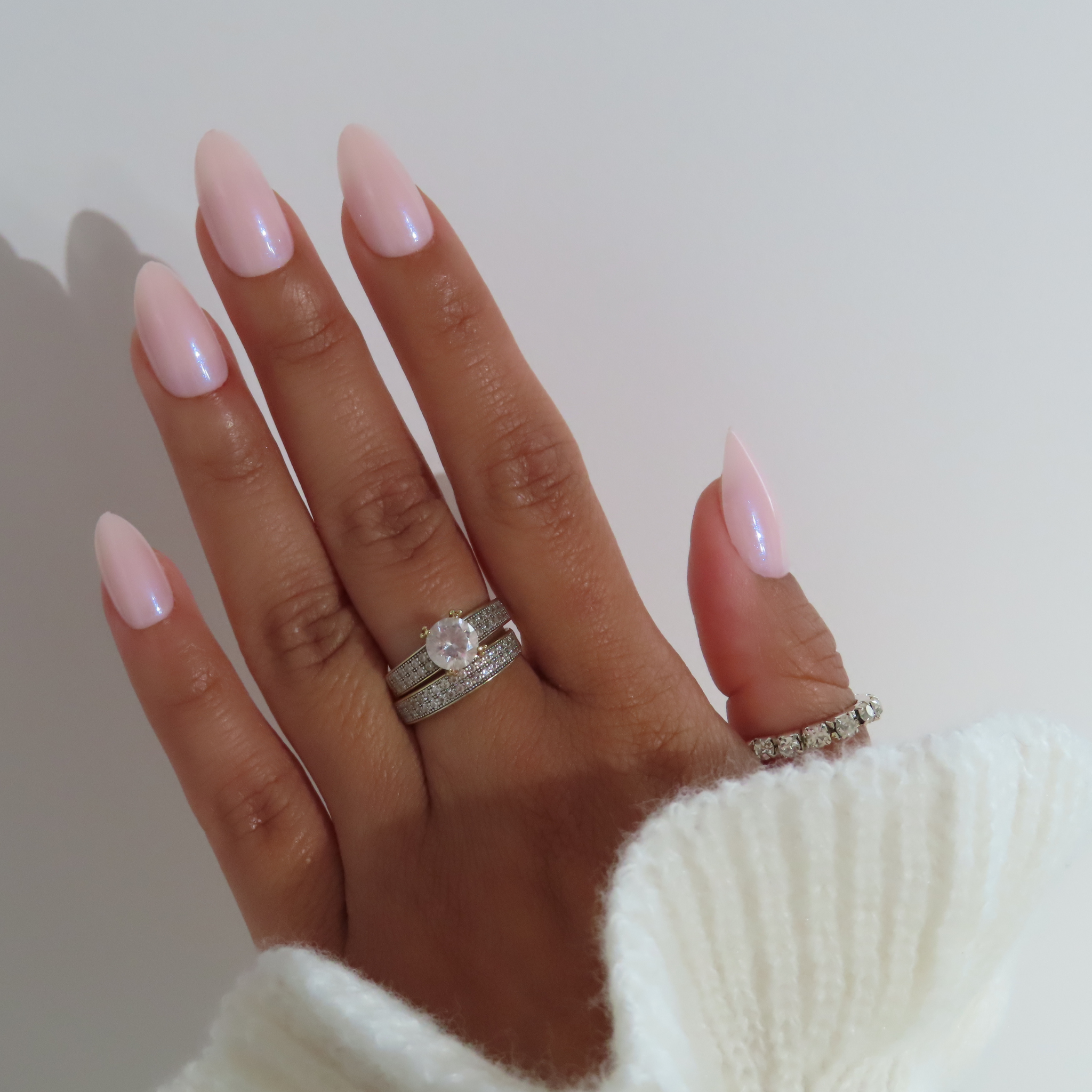 Press-On Nails Gel Effect –Hailey Glaze Forme Amande medium