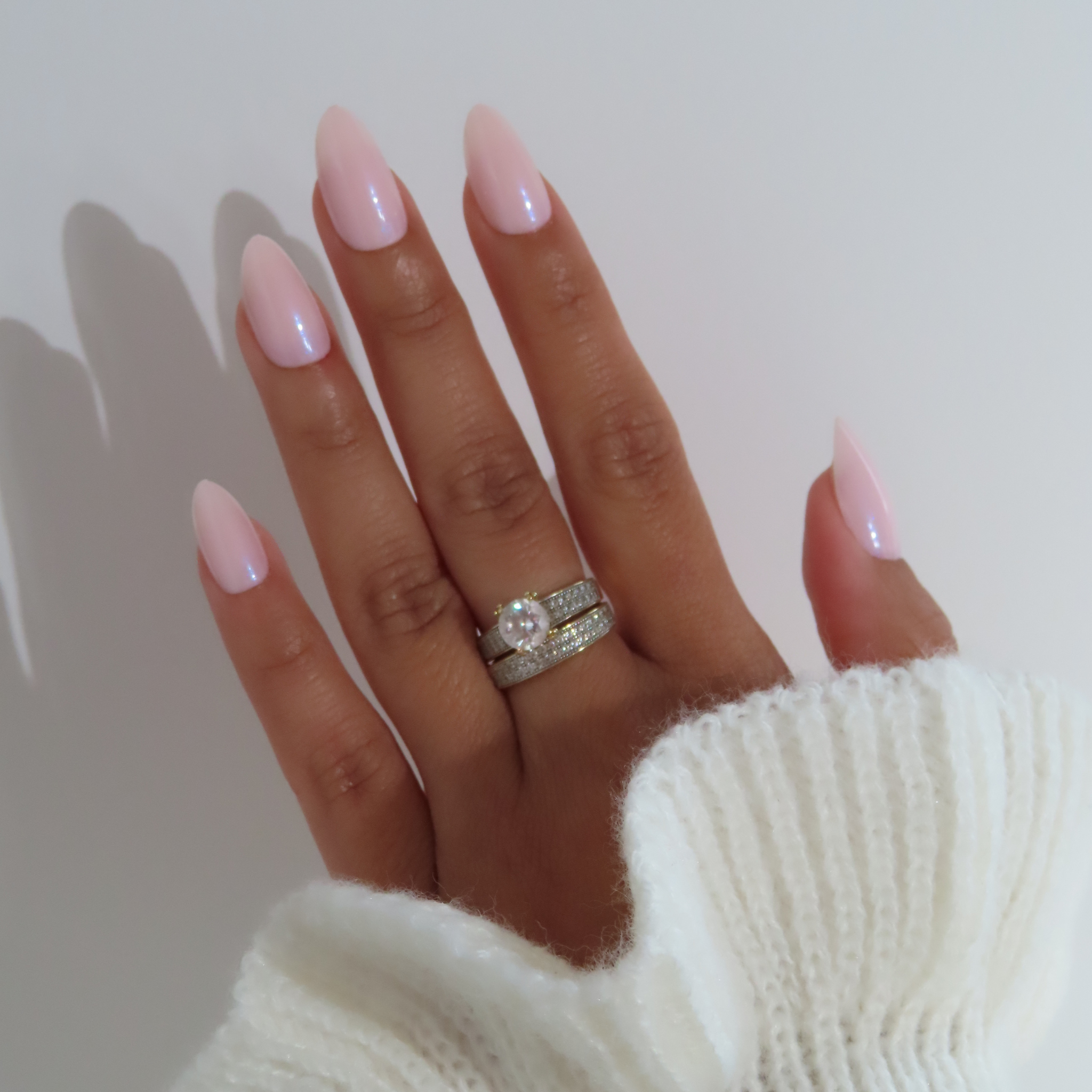 Press-On Nails Gel Effect –Hailey Glaze Forme Amande medium