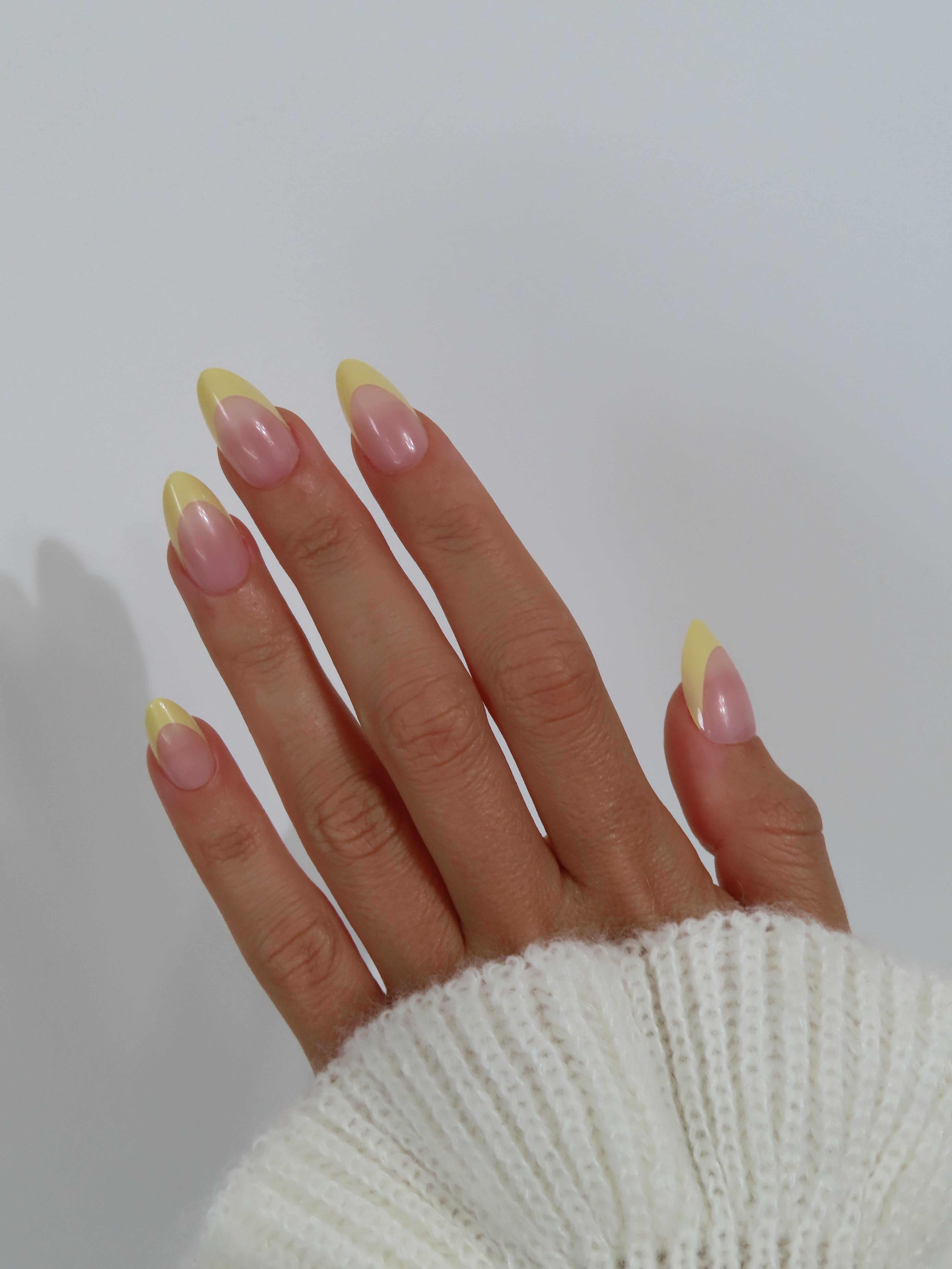Press on nails French amande Jaune