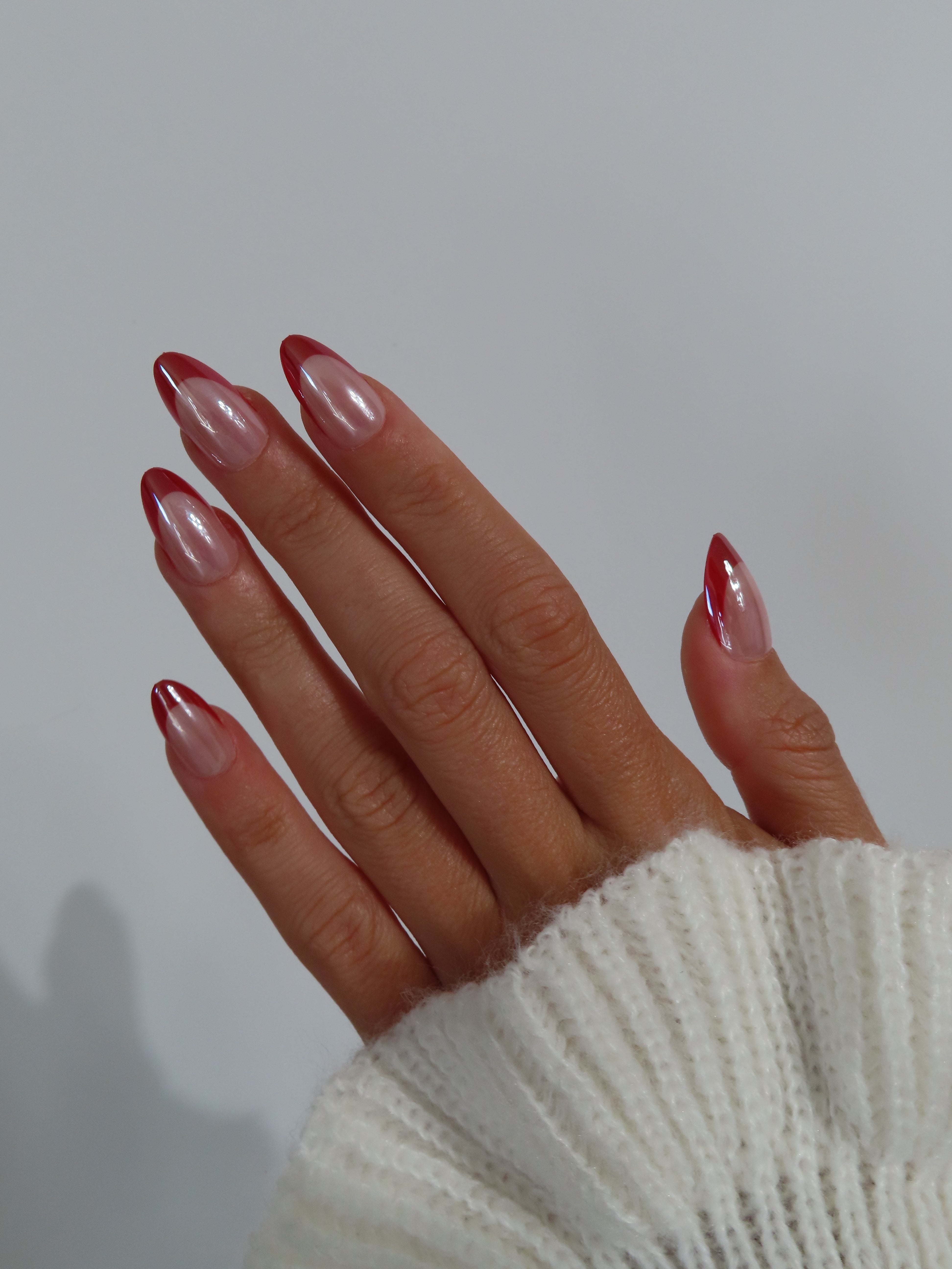 Press-On Nails Amande Rouge Bordeaux Chromé – Collection Glazed