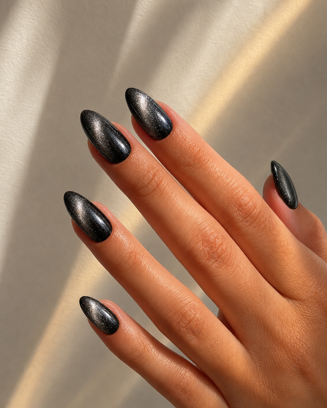 Press-On Nails Gris Magnétique - Collection Glazed