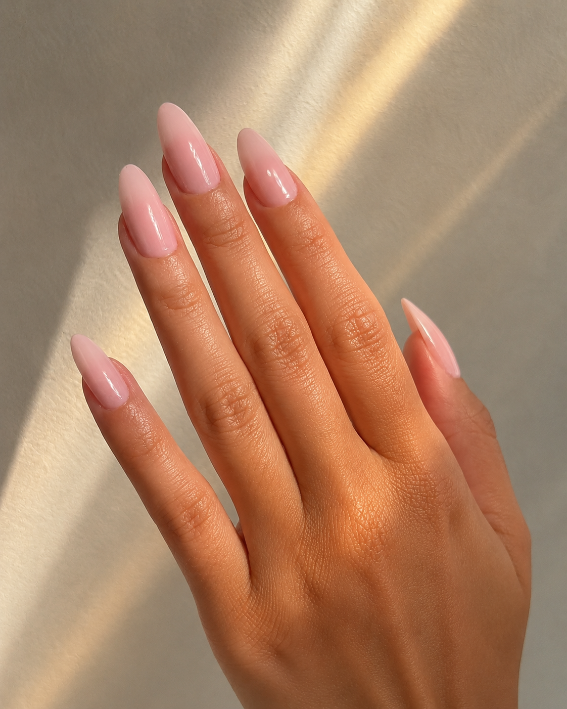 Press-On Nails Kendall - Forme Amande