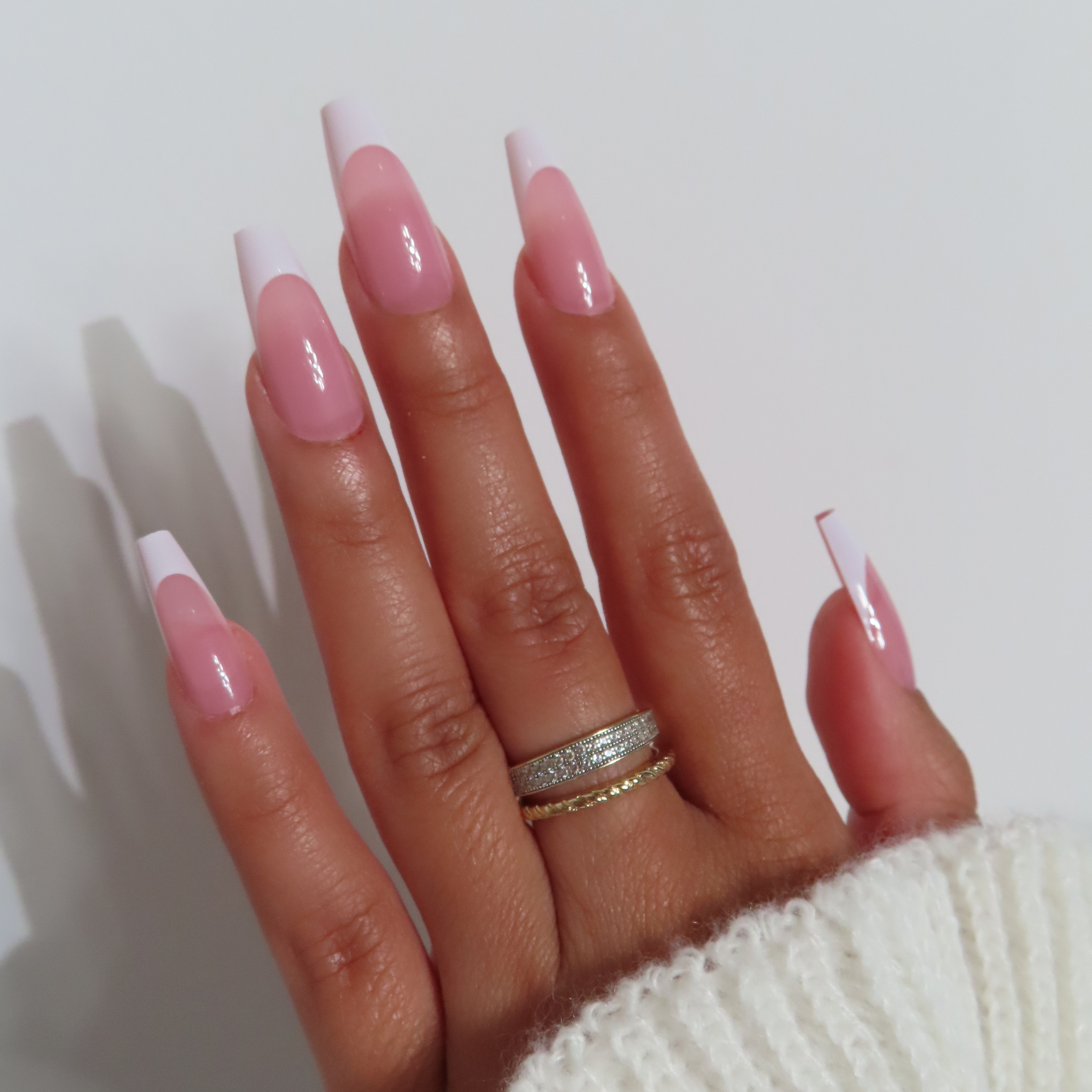 Capsules Gel X ongles french natural rose carré