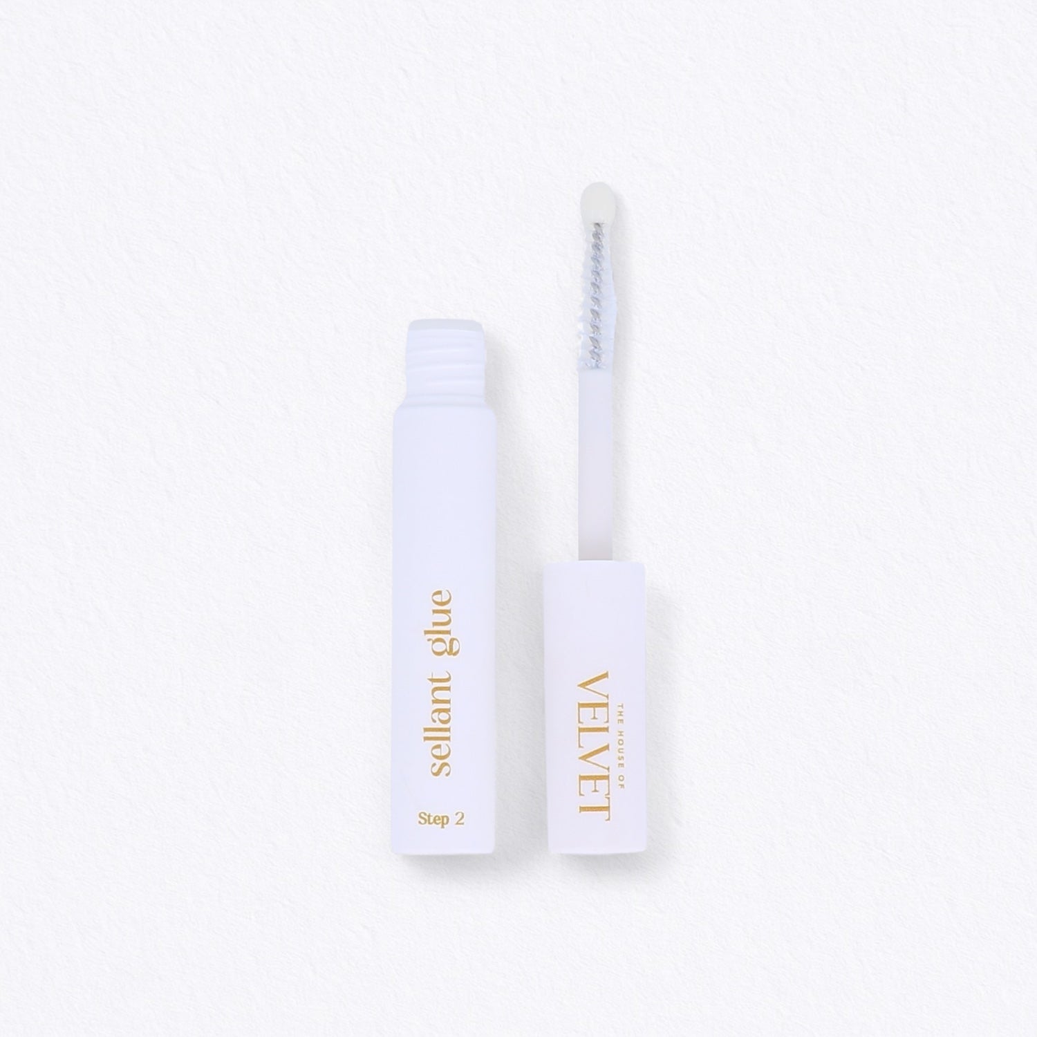 Sellant pour faux cils – tenue prolongée et protection optimale