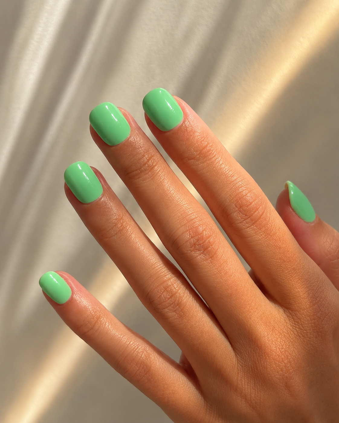 Press-On Nails Vert Pomme - Forme Courte Carrée